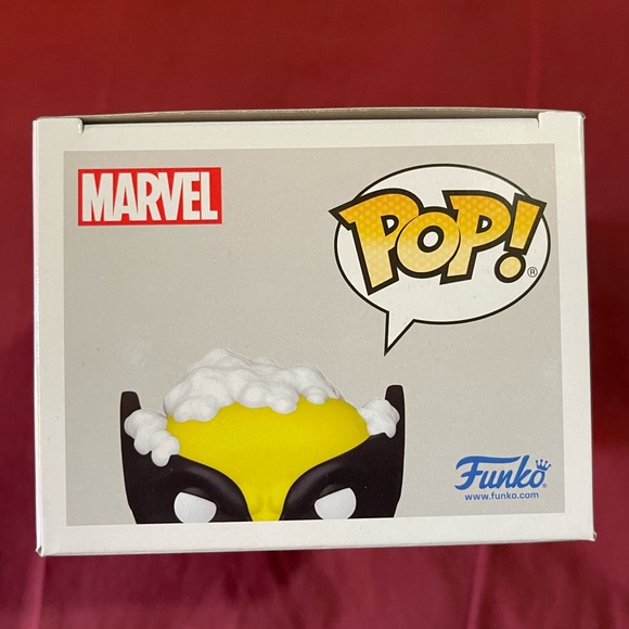 Funko Pop! Marvel Wolverine Bobblehead - Yellow and Blue - Picture 5 of 6